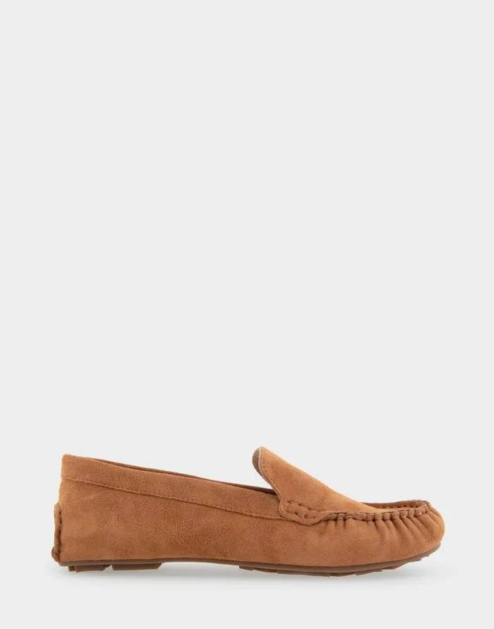 Aerosoles Comfortable Women039s Driver In Tan Suede Tan Suede Women Clogs and Mules Aerosoles Comfortable Women039s Driver In Tan Suede Tan Suede Women Clogs and Mules