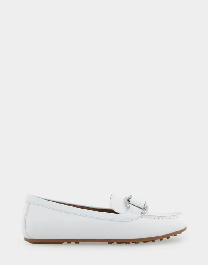 Aerosoles Comfortable Women039s Ornamented Loafer In White Faux Leather White Faux Leather Women Loafers Aerosoles Comfortable Women039s Ornamented Loafer In White Faux Leather White Faux Leather Women Loafers