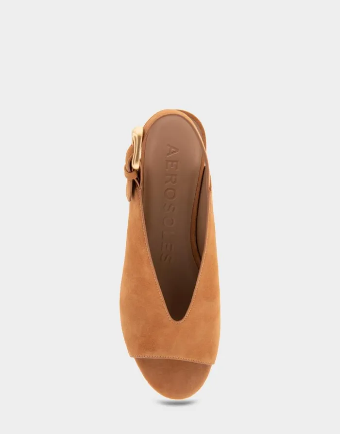 Aerosoles Comfortable Women039s Peep Toe Platform Sandal In Tan Suede Tan Suede Women Clogs and Mules
