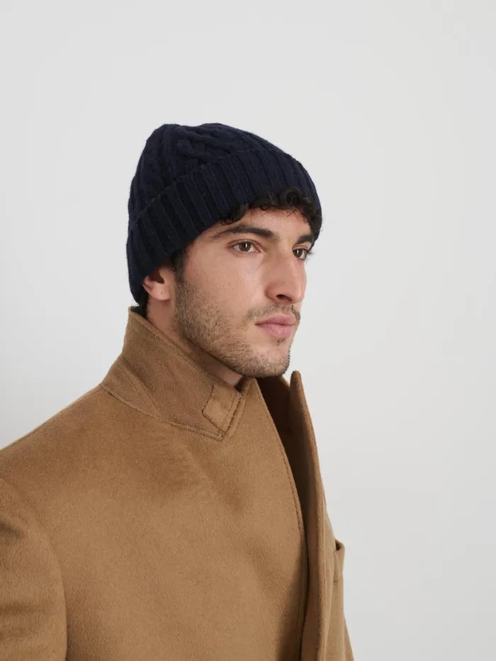 Alex Mill Women Aran Cable Beanie In Wool Navy Alex Mill Women Aran Cable Beanie In Wool Navy