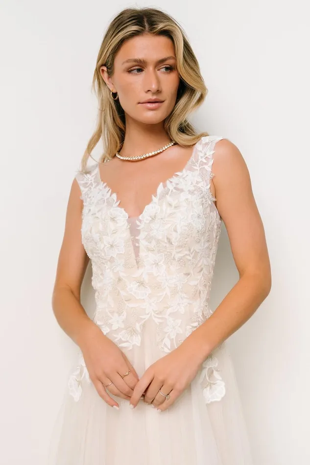 Baltic Born Bridal Women Everlasting Tulle Bridal Gown White Nude Baltic Born Bridal Women Everlasting Tulle Bridal Gown White Nude