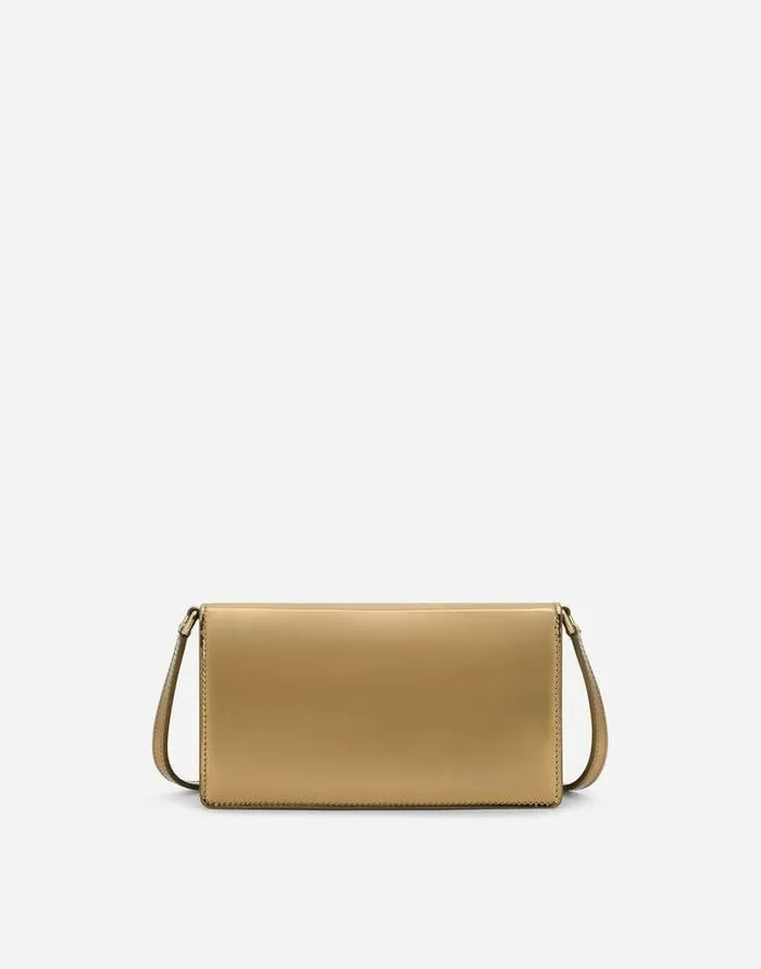 Dolce and Gabbana Clutches Mini And Micro Bags Women Phone Bag With Branded Maxiplate Gold Dolce and Gabbana Clutches Mini And Micro Bags Women Phone Bag With Branded Maxiplate Gold