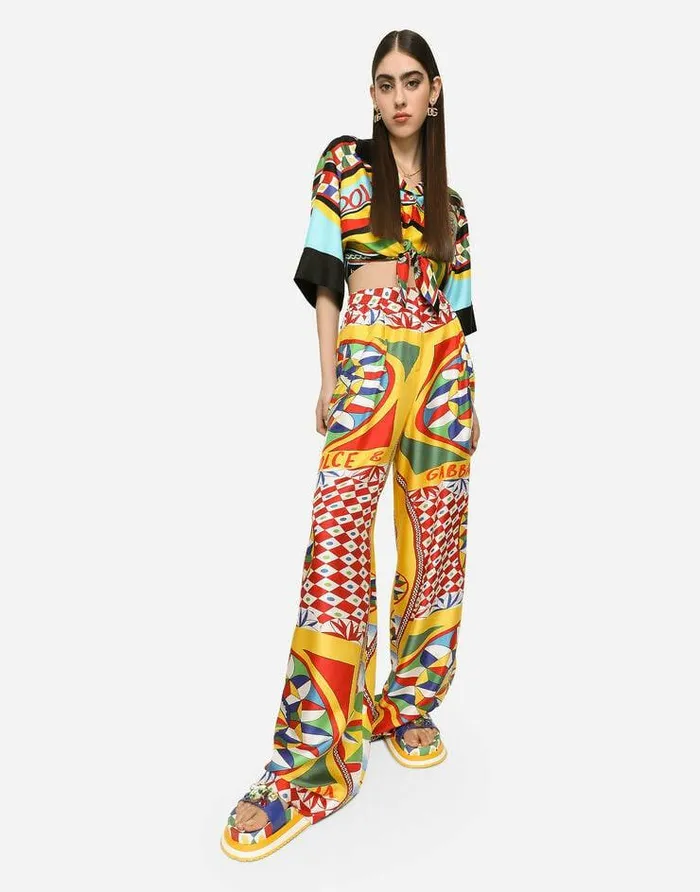Dolce and Gabbana Shirts And Tops Women Short Carrettoprint Twill Shirt With Knot Detail Multicolor Dolce and Gabbana Shirts And Tops Women Short Carrettoprint Twill Shirt With Knot Detail Multicolor