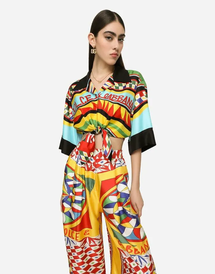 Dolce and Gabbana Shirts And Tops Women Short Carrettoprint Twill Shirt With Knot Detail Multicolor Dolce and Gabbana Shirts And Tops Women Short Carrettoprint Twill Shirt With Knot Detail Multicolor