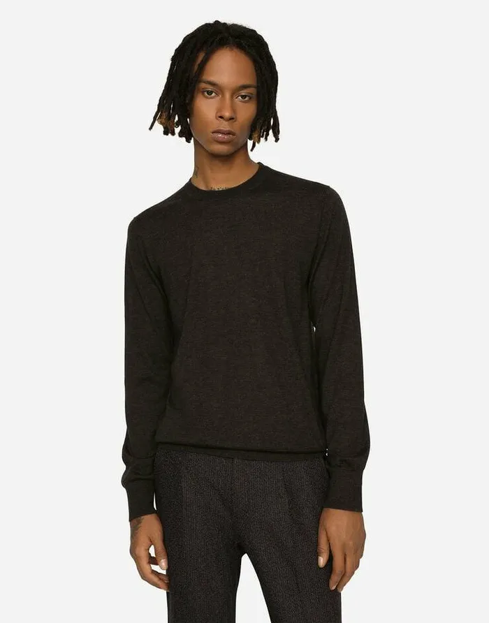 Dolce and Gabbana Sweaters And Cardigans Men Crewneck Sweater In Cashmere Grey Dolce and Gabbana Sweaters And Cardigans Men Crewneck Sweater In Cashmere Grey