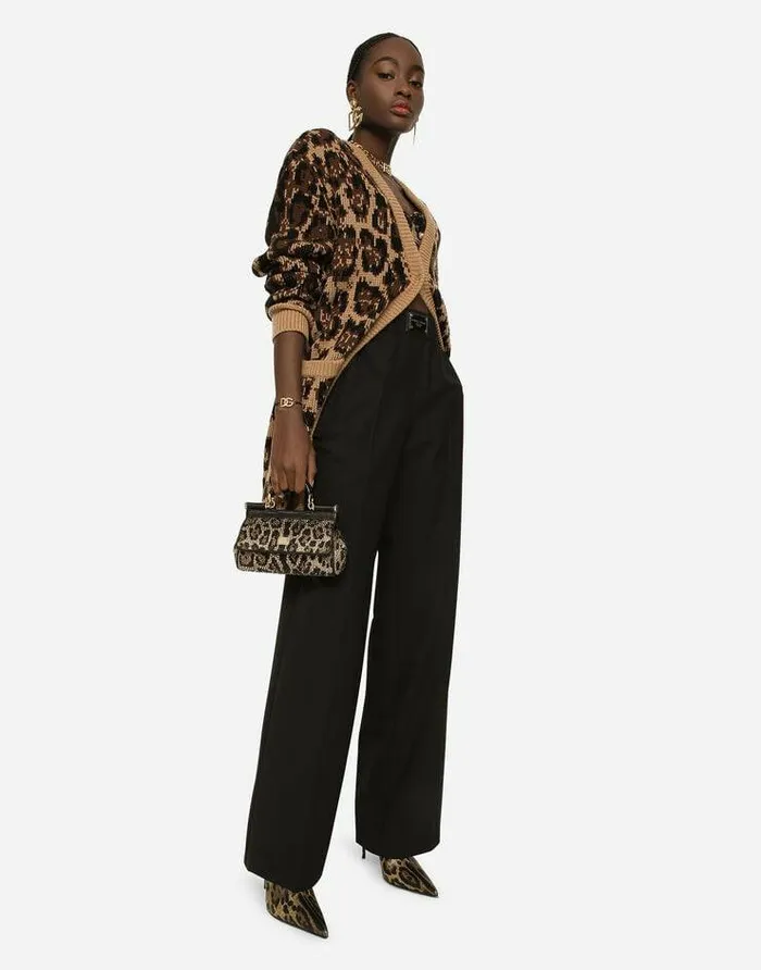 Dolce and Gabbana Sweaters And Cardigans Women Long Wool And Cashmere Cardigan With Jacquard Leopard Design Multicolor Dolce and Gabbana Sweaters And Cardigans Women Long Wool And Cashmere Cardigan With Jacquard Leopard Design Multicolor