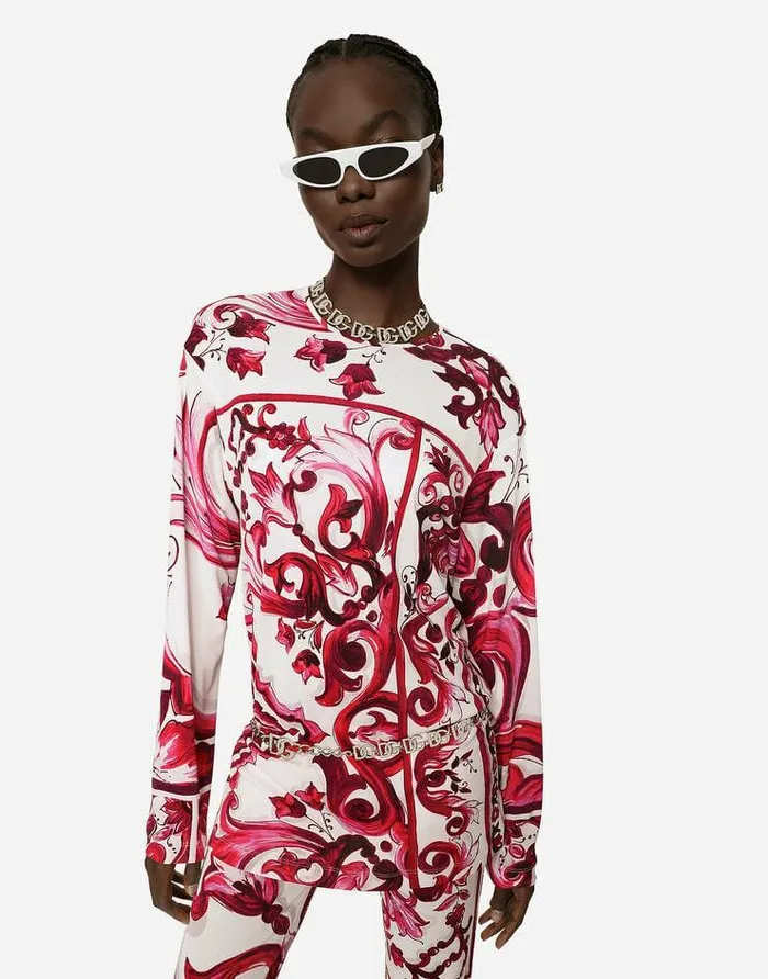Dolce and Gabbana TShirts And Sweatshirts Women Longsleeved Majolicaprint Organzine Blouse Multicolor Dolce and Gabbana TShirts And Sweatshirts Women Longsleeved Majolicaprint Organzine Blouse Multicolor