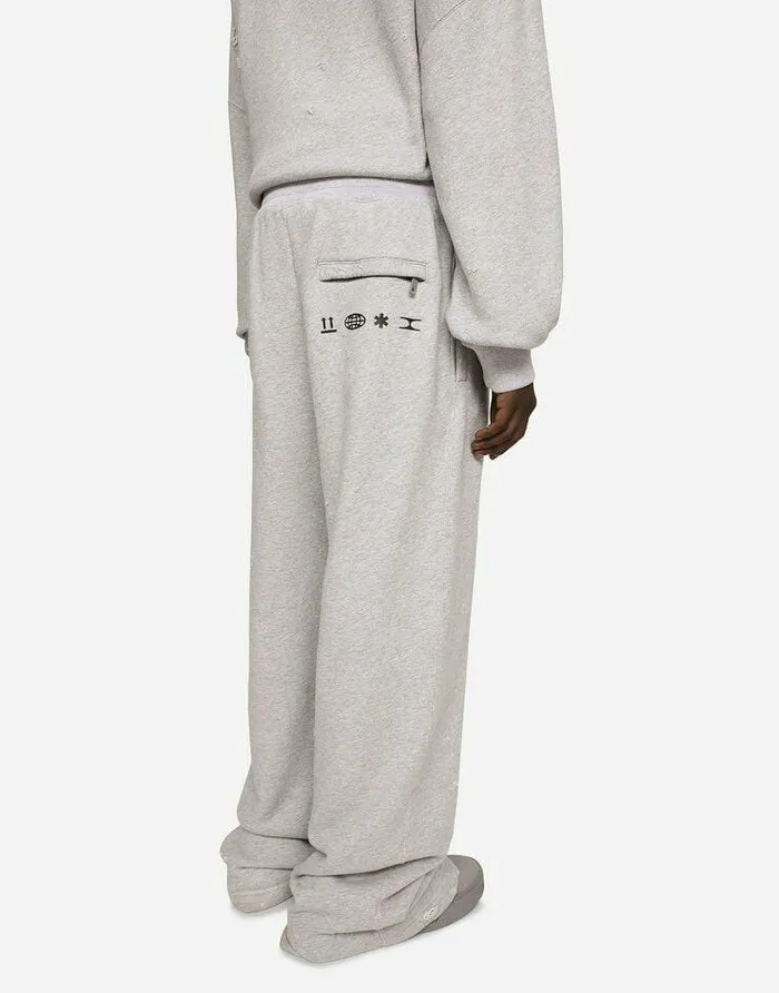 Dolce and Gabbana Trousers And Shorts Men Printed Jogging Pants With Small Abrasions Grey Dolce and Gabbana Trousers And Shorts Men Printed Jogging Pants With Small Abrasions Grey