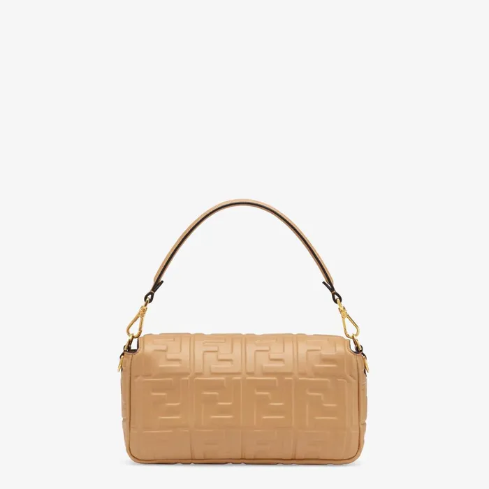 Fendi Shoulder and Crossbody Bags Baguette Beige Leather Bag 8211 Women