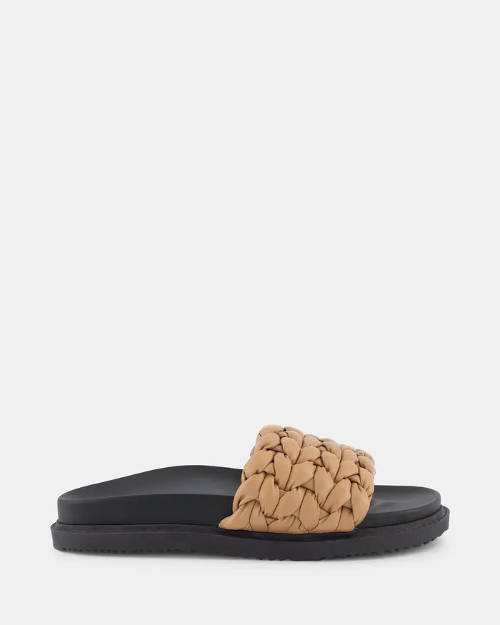 Flat Sandals SGAEYL CAMEL Sandals 8211 NOVO Shoes Women