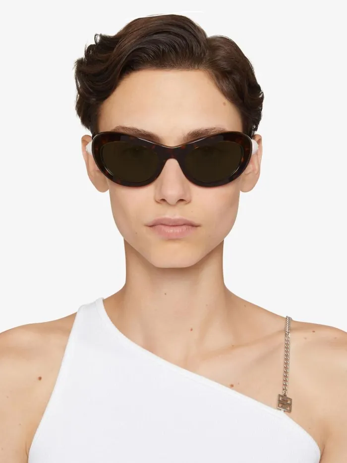 Givenchy 4G Pearl Sunglasses In Acetate With Crystals Dark Havanna Women Sunglasses Givenchy 4G Pearl Sunglasses In Acetate With Crystals Dark Havanna Women Sunglasses