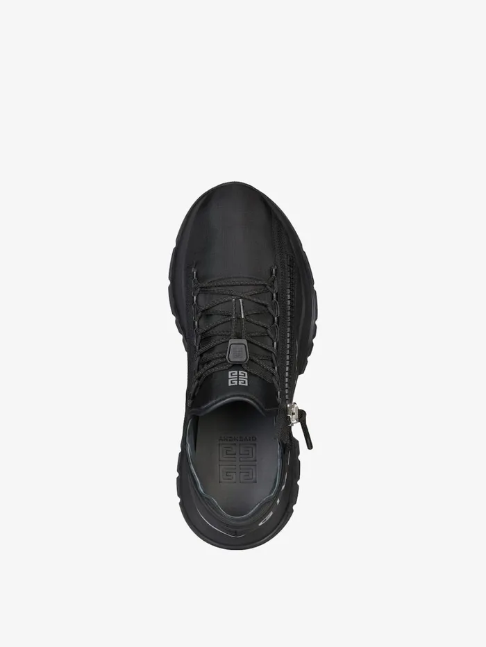 Givenchy Spectre Runner Sneakers In Synthetic Fiber With Zip Black Men Sneakers Givenchy Spectre Runner Sneakers In Synthetic Fiber With Zip Black Men Sneakers