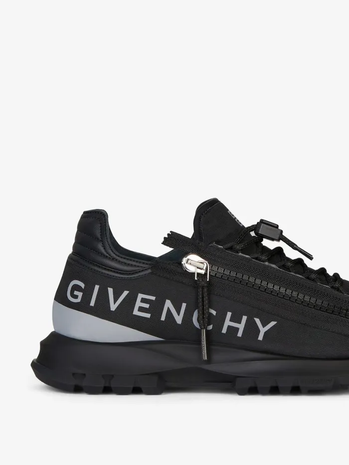 Givenchy Spectre Runner Sneakers In Synthetic Fiber With Zip Black Men Sneakers Givenchy Spectre Runner Sneakers In Synthetic Fiber With Zip Black Men Sneakers