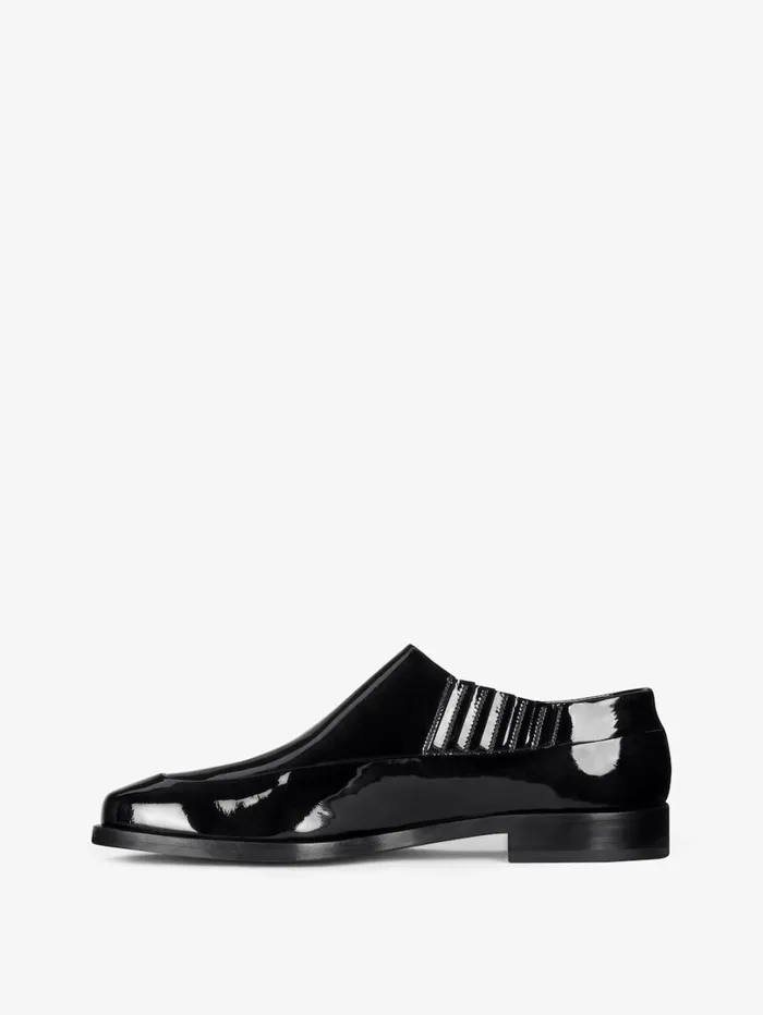 Givenchy Squared Derbies In Patent Leather Black Men Boots and Loafers Givenchy Squared Derbies In Patent Leather Black Men Boots and Loafers