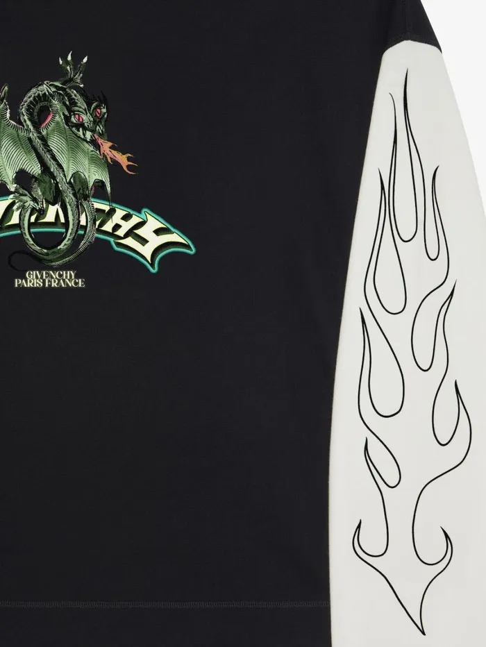 Givenchy Sweatshirt In Fleece With GIVENCHY Dragon Print Blackwhite Men Sweatshirts and Hoodies Givenchy Sweatshirt In Fleece With GIVENCHY Dragon Print Blackwhite Men Sweatshirts and Hoodies
