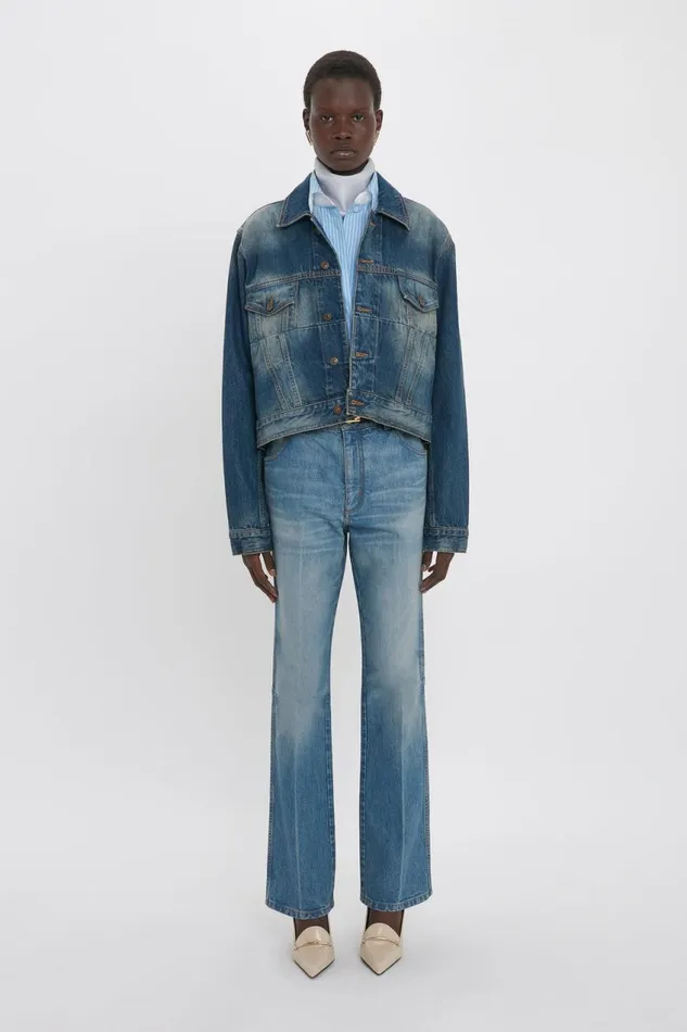 Jeans Women Victoria Beckham Relaxed Flared Jean In Broken Vintage Wash