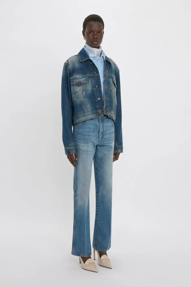 Jeans Women Victoria Beckham Relaxed Flared Jean In Broken Vintage Wash