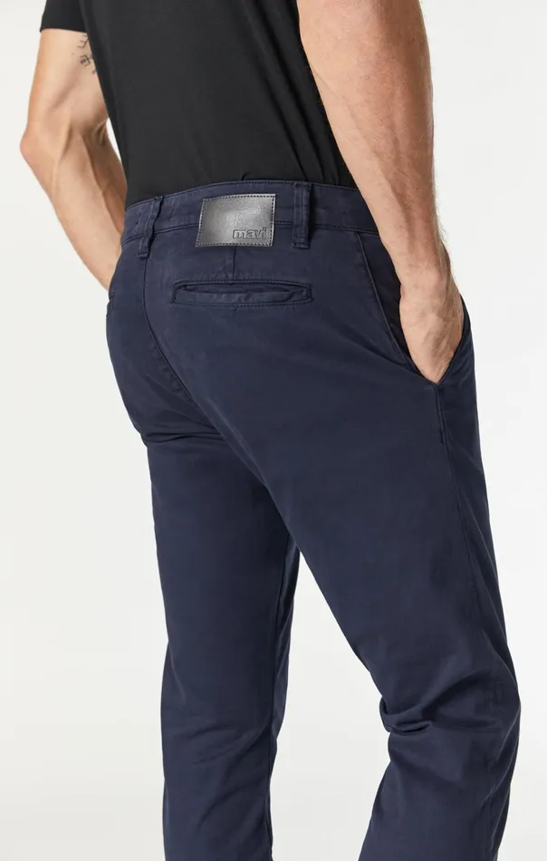 Johnny Slim Leg Chino In Dark Navy Twill Men Mavi Jeans Pants