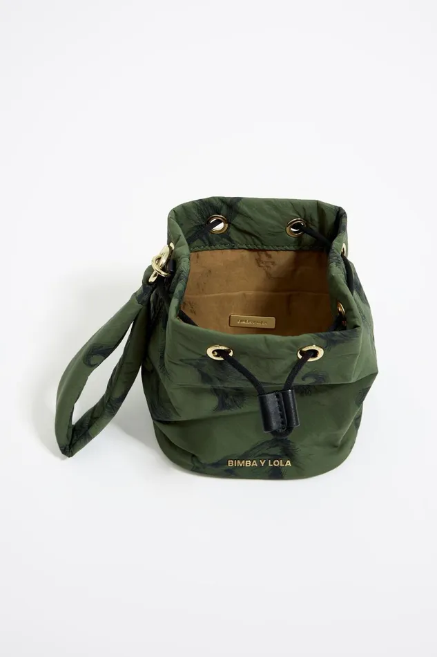 Khaki Pencil Greyhound Print Nylon Bucket Bag Galgo Lapiz Green Women Bimba Y Lola Vanity Pouches Khaki Pencil Greyhound Print Nylon Bucket Bag Galgo Lapiz Green Women Bimba Y Lola Vanity Pouches