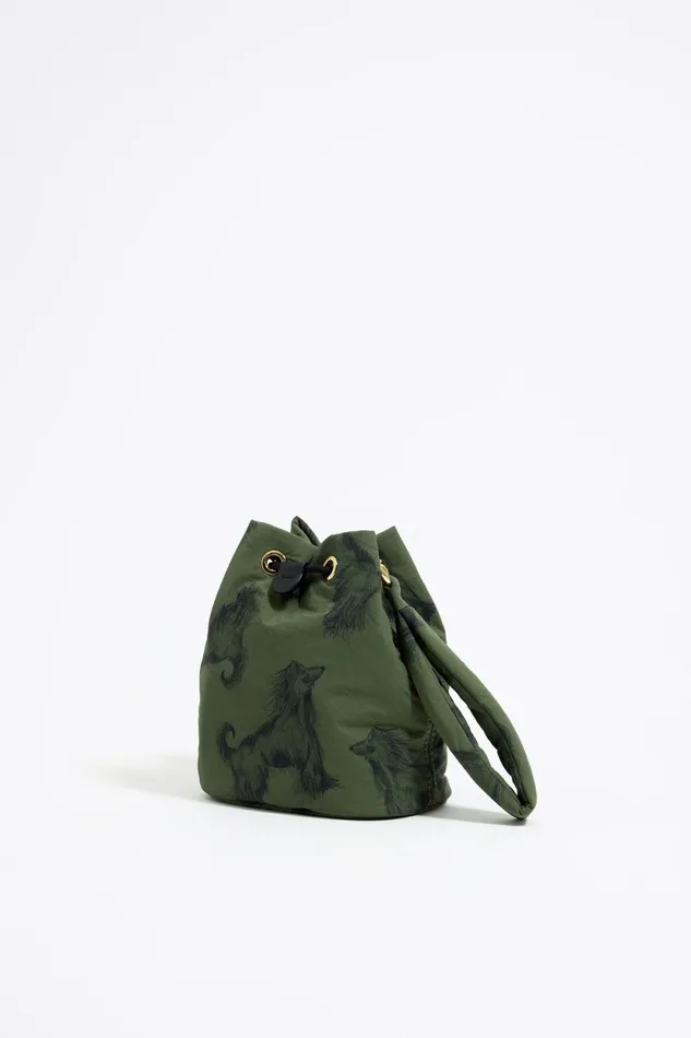 Khaki Pencil Greyhound Print Nylon Bucket Bag Galgo Lapiz Green Women Bimba Y Lola Vanity Pouches Khaki Pencil Greyhound Print Nylon Bucket Bag Galgo Lapiz Green Women Bimba Y Lola Vanity Pouches