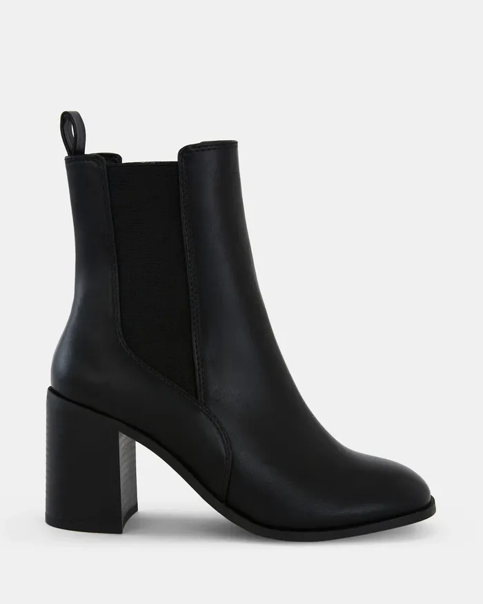 KONNOR BLACK Slip On Boots Women Ankle Boots NOVO Shoes