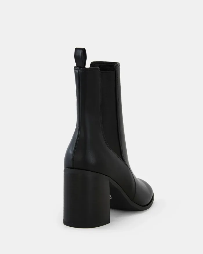 KONNOR BLACK Slip On Boots Women Ankle Boots NOVO Shoes