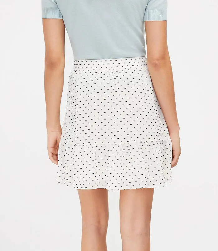 LOFT Petite Clip Dot Flippy Skirt Whisper White Women Petite Skirts