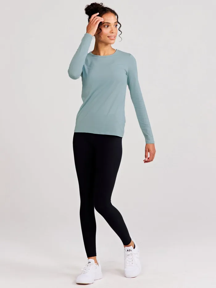 Lounge Women Tasc Performance NOLA Long Sleeve TShirt