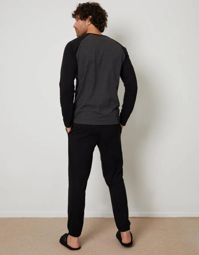Men Grey and Black Raglan Sleeve Pyjamas 2Piece Set Threadbare Pyjamas Men Grey and Black Raglan Sleeve Pyjamas 2Piece Set Threadbare Pyjamas