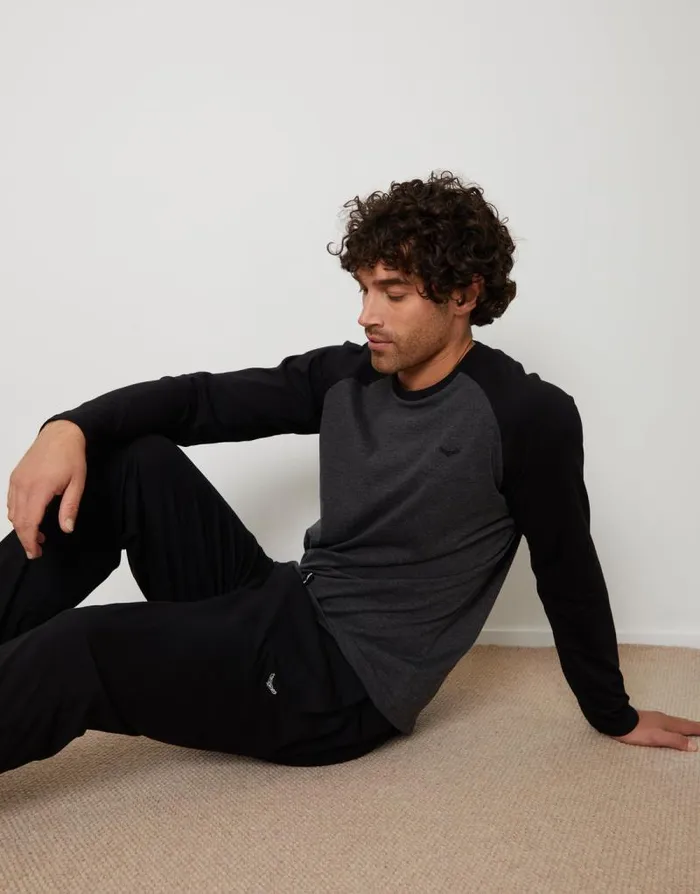 Men Grey and Black Raglan Sleeve Pyjamas 2Piece Set Threadbare Pyjamas Men Grey and Black Raglan Sleeve Pyjamas 2Piece Set Threadbare Pyjamas
