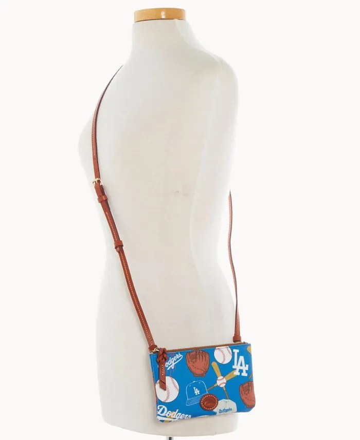 MLB Dodgers Top Zip Crossbody Dodgers Woman Dooney and Bourke Crossbodies MLB Dodgers Top Zip Crossbody Dodgers Woman Dooney and Bourke Crossbodies