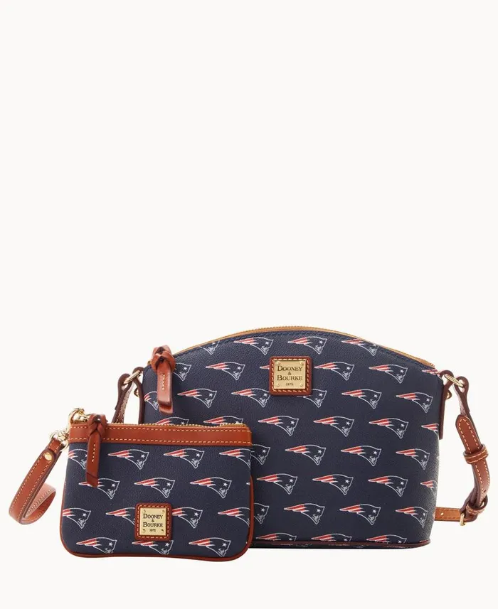 NFL Patriots Suki Crossbody Med Wristlet Patriots Woman Dooney and Bourke Crossbodies NFL Patriots Suki Crossbody Med Wristlet Patriots Woman Dooney and Bourke Crossbodies