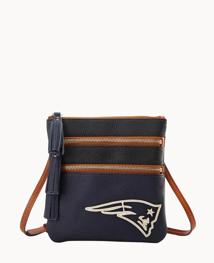 NFL Patriots Triple Zip Crossbody Patriots Woman Dooney and Bourke Crossbodies