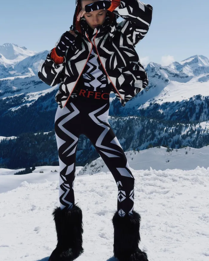 Perfect Moment Geo Print Jacquard Legging White and Black Women Base Layers