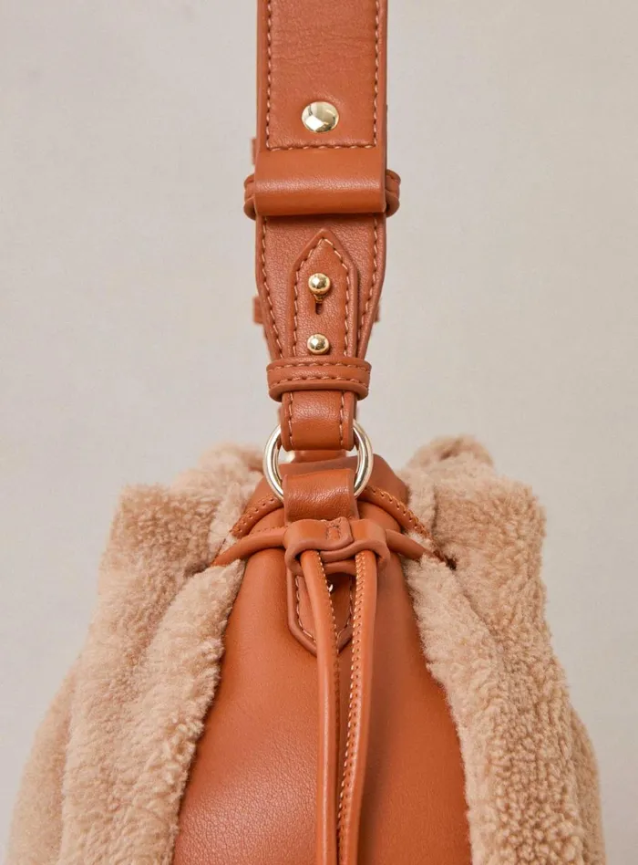 Petite Mendigote Shoulder Bags Fw24 Sac Sauline Fausse Fourrure Camel 8211 Women