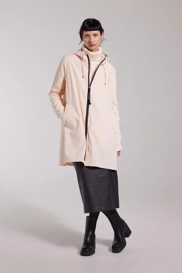 Raincoats Women Stutterheim Mosebacke Lightweight Matte Zip Raincoat Peach