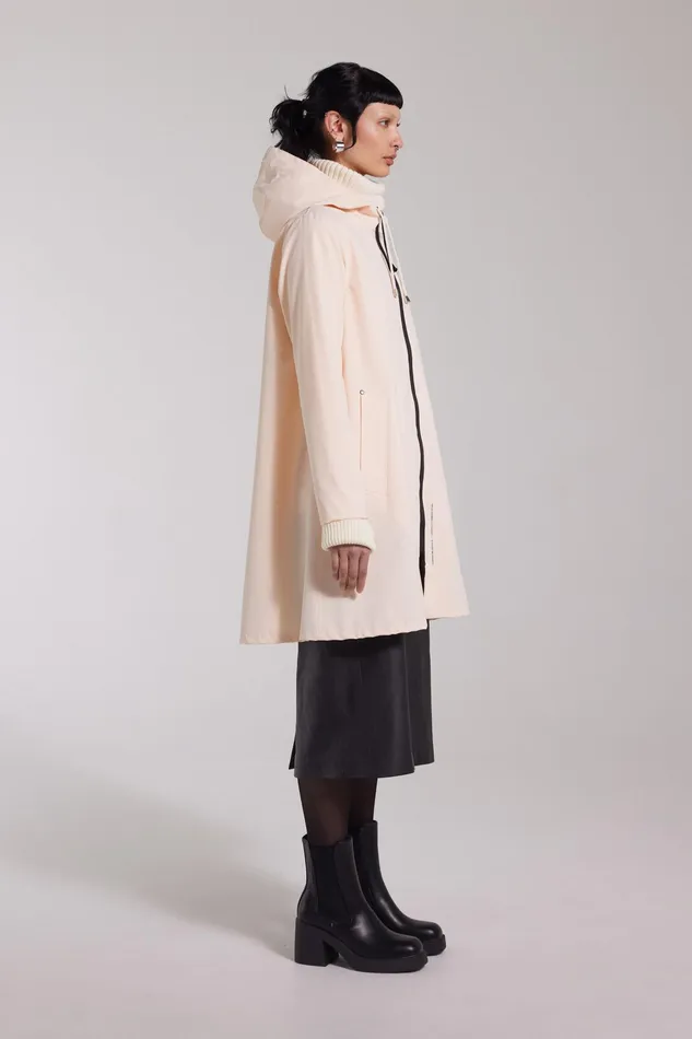 Raincoats Women Stutterheim Mosebacke Lightweight Matte Zip Raincoat Peach