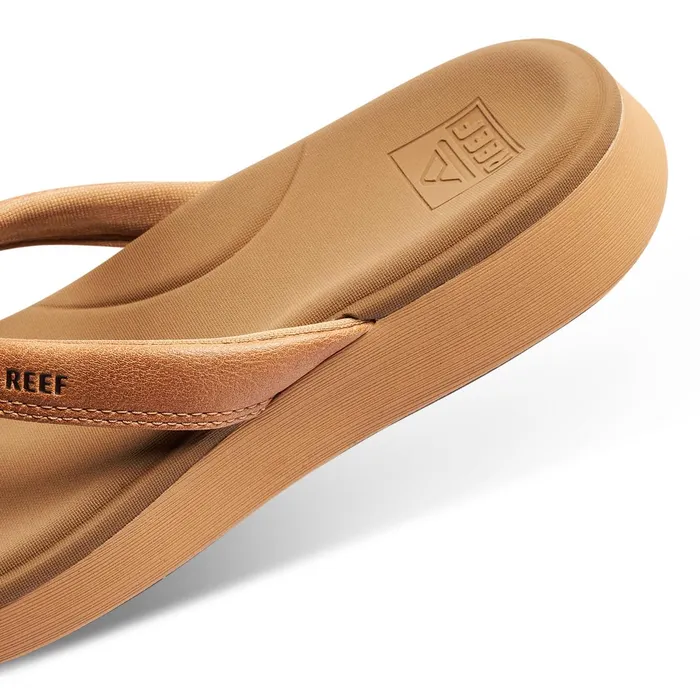 Reef Flip Flops Cushion Cloud Natural 8211 Women Reef Flip Flops Cushion Cloud Natural 8211 Women