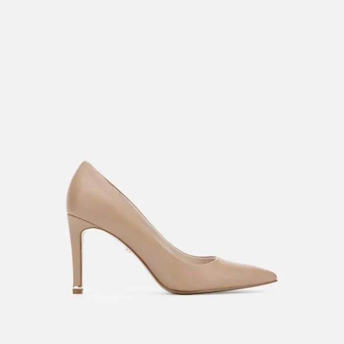 Riley 85 Pump Latte Women Kenneth Cole Heels
