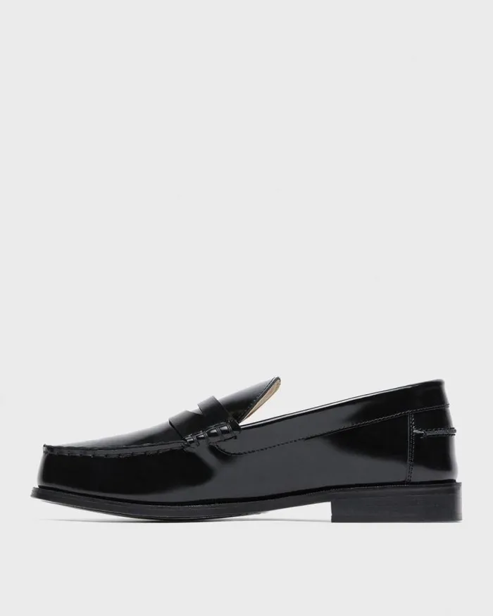 Shoes Women Theory City Loafer In Leather Black