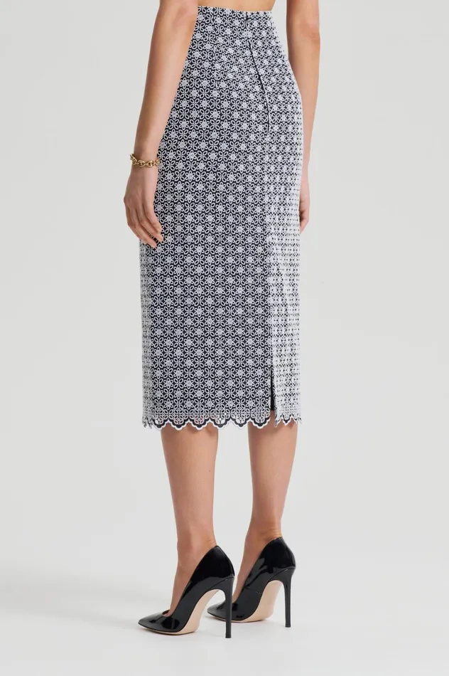 Skirts Women Scanlan Theodore EMBROIDERED FLORAL SKIRT Blackwhite Skirts Women Scanlan Theodore EMBROIDERED FLORAL SKIRT Blackwhite