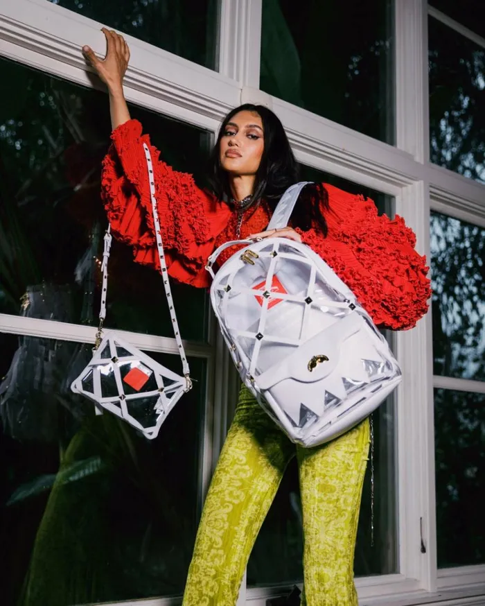 SPRAYGROUND 75001 PARIS CROSSOVER CLUTCH W SHOULDER STRAP Bags