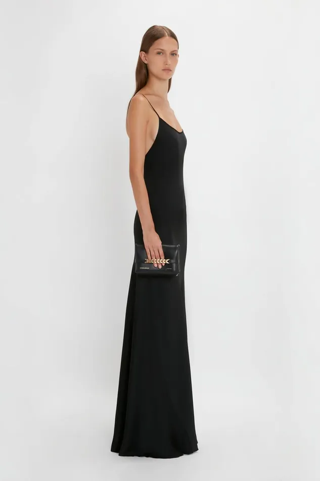The Chain Pouch Women Victoria Beckham Mini Chain Pouch In Black Leather