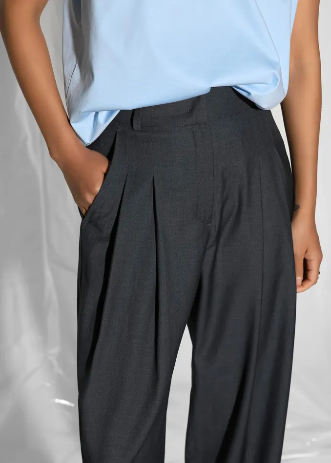 The Frankie Shop Bottoms Gelso Pleated Trousers 8211 Dark Grey Melange 8211 Women