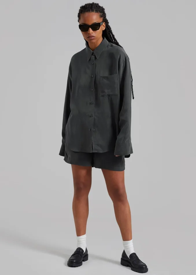 The Frankie Shop Bottoms Haneul Shorts 8211 Charcoal 8211 Women