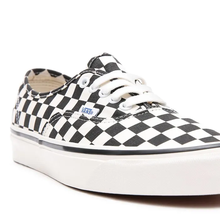 Vans View All Men Anaheim Factory Authentic 44 DX Shoes Black White