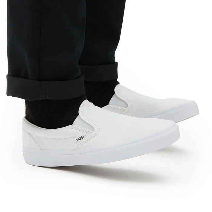 Vans View All Men Classic SlipOn Shoes White