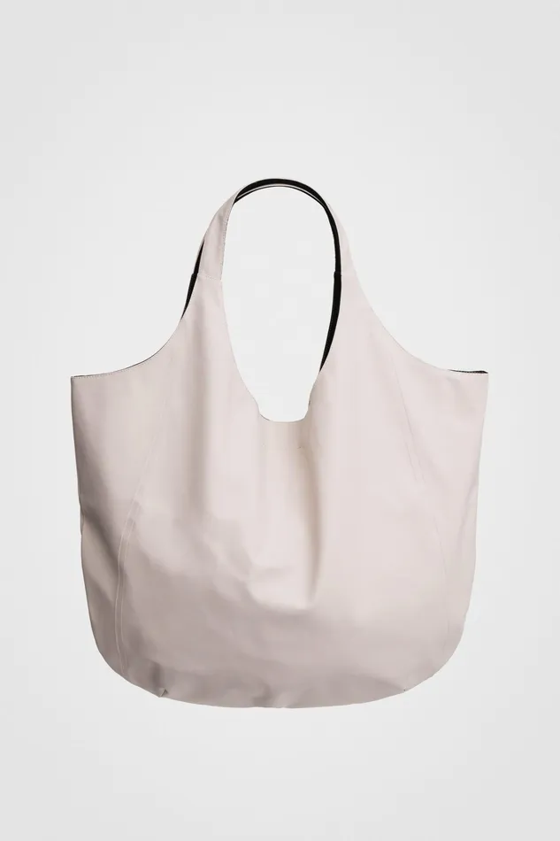Weekend Bags Women Stutterheim Svea Bag Light Sand