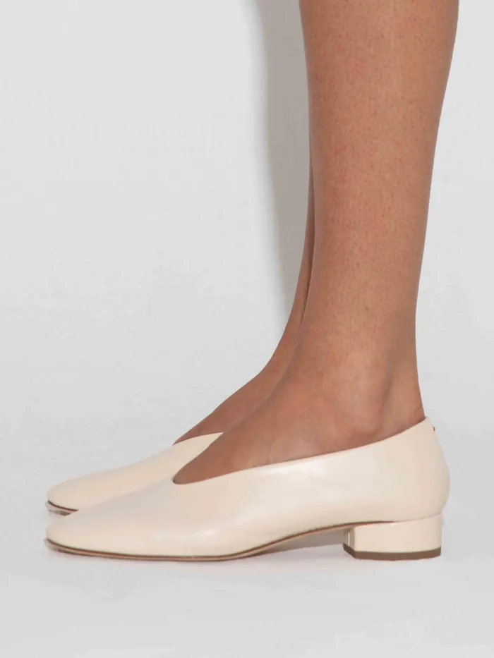 Women Aeyde DELIA Creamy Leather Flat Aeyde Flats