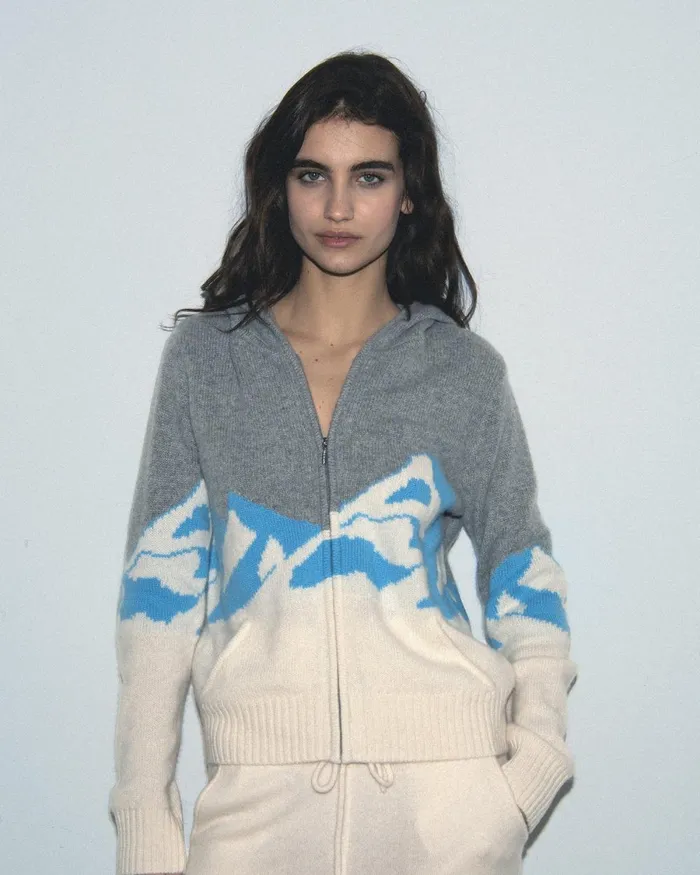 Women Cashmere Sweaters From Future Mountain Hoodie Sweater White